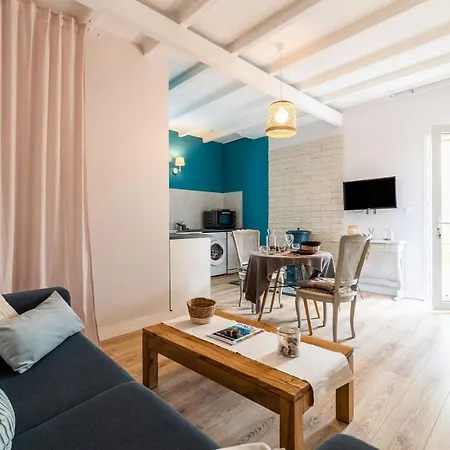 Bien Etre Sauna Et Holiday home Vertheuil-en-Medoc